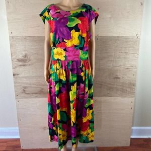 Vintage Maggy Boutique Floral Hawaiian Dress